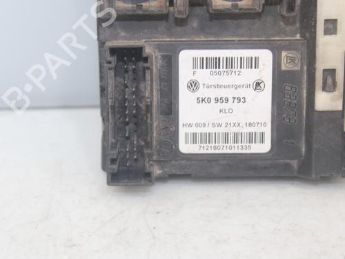 Left front window motor VW GOLF VI (5K1)  | BP17451557E21