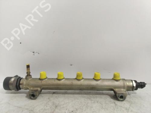 Used Injection rail KIA SPORTAGE II (JE_, KM_) 2.0 CRDi (140 hp) 25996152