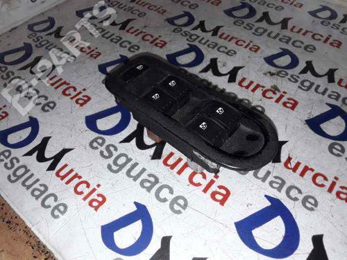 Used Left front window switch Left front window switch RENAULT MEGANE II (BM0/1_, CM0/1_) [2001-2012] 8552763 8552763