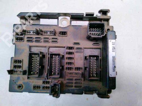 Used Fuse box Fuse box PEUGEOT 206 Hatchback (2A/C) [1998-2012] 8575205 8575205