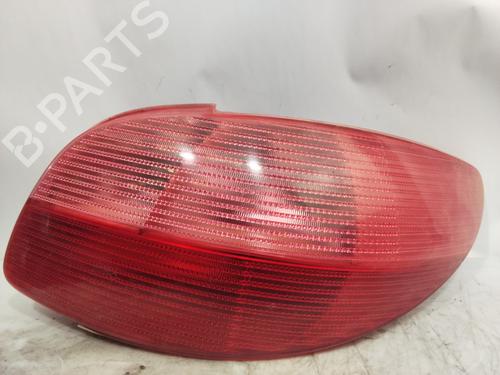 Used Right taillight PEUGEOT 206 Hatchback (2A/C) [1998-2012]  22757339
