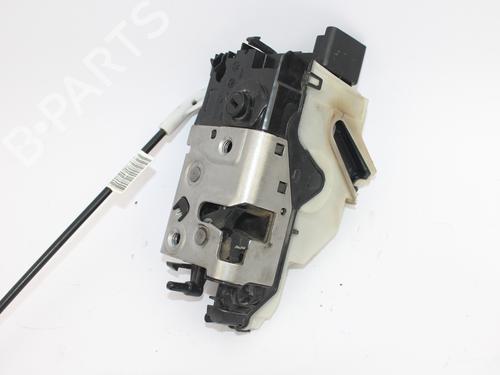 Front right lock PEUGEOT 2008 I (CU_) 1.6 BlueHDi 120 | BP13220833C97