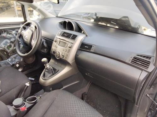 Left front fenders TOYOTA VERSO (_R2_) | BP30661594C41