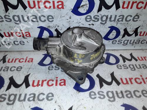 Used Vacuum pump RENAULT MEGANE I Classic (LA0/1_) [1996-2008]  9250148