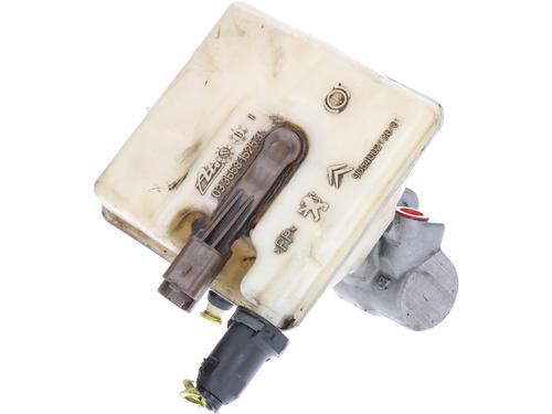 Brake master cylinder PEUGEOT 3008 I MPV (0U_)  | BP29905916M77 