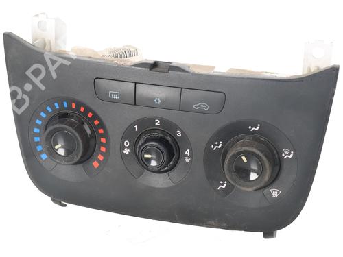 climate-control-fiat-punto-evo-199_-2008-37030431 main image