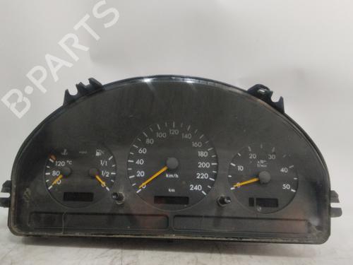 Used Instrument cluster MERCEDES-BENZ M-CLASS (W163) [1998-2005]  26000742