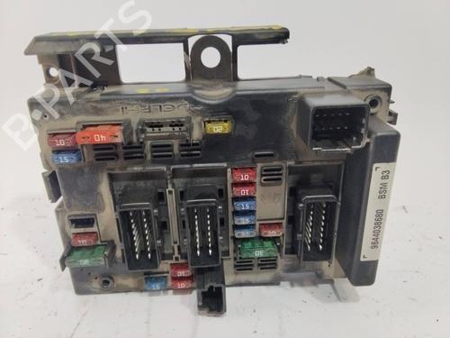 Used Fuse box CITROËN XSARA (N1) 2.0 HDi 109 (109 hp) 29078853