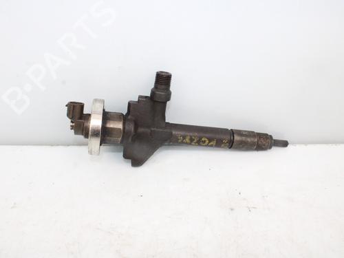 Spreder / Dyse MAZDA 6 Hatchback (GG) 2.0 DI (GG14) (136 hp) 16043124