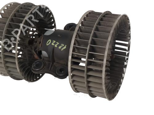 Used Heater blower motor Heater blower motor MERCEDES-BENZ VITO / MIXTO Van (W639) 115 CDI (639.601, 639.603, 639.605) (150 hp) 37713741 37713741