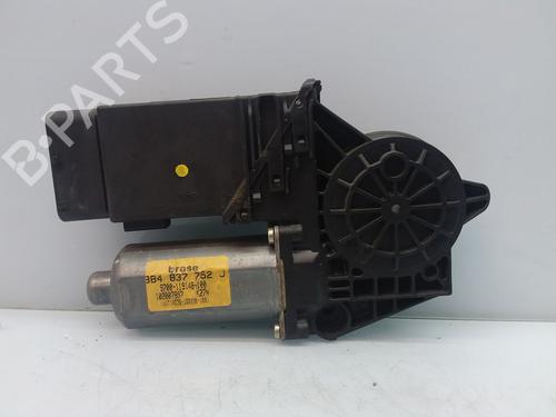 Rudehejsemotor forskærm højre VW PASSAT B5 (3B2) 1.8 T (150 hp) 9715933