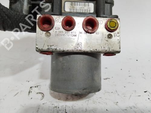 ABS pump PEUGEOT PARTNER Box Body/MPV  | BP27235635M43 