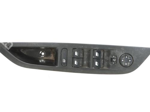 Used Left front window switch Left front window switch PEUGEOT 208 II (UB_, UP_, UW_, UJ_) 1.5 BlueHDI 100 (102 hp) 39100134 39100134