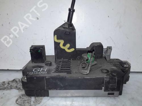 Høyre bak lås OPEL CORSA C (X01) 1.2 Twinport (F08, F68) (80 hp) 8578490