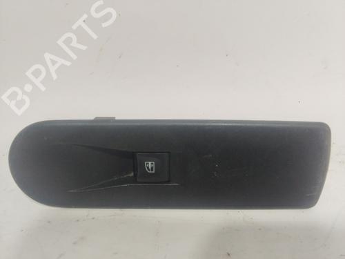 Used Right front window switch RENAULT CLIO IV (BH_) [2012-2021]  24115291
