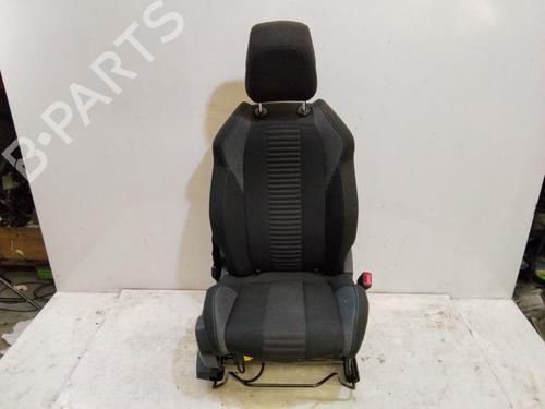 Right front seat PEUGEOT 3008 SUV (MC_, MR_, MJ_, M4_) 1.6 BlueHDi 120 (120 hp) 18080335