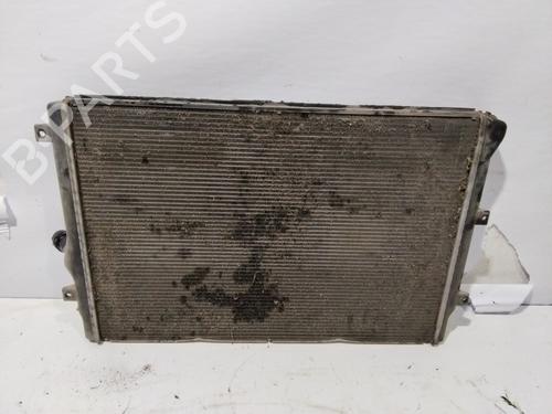 Used Water radiator VW GOLF VI (5K1) [2008-2014]  30689552