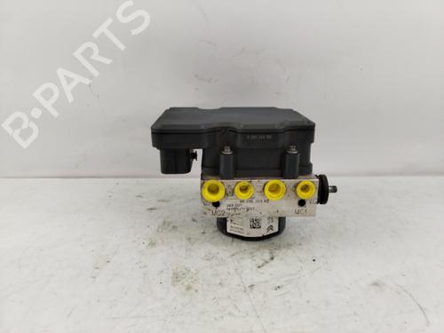 Used ABS pump PEUGEOT 308 SW II (LC_, LJ_, LR_, LX_, L4_) [2014-2021]  21551140