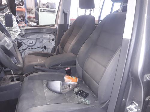 Sikkerhedssele foran højre VW TOURAN (1T1, 1T2) 2.0 TDI 16V | BP15416332I25 