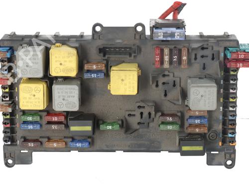 Used Fuse box Fuse box MERCEDES-BENZ VITO Bus (W639) 115 CDI (639.701, 639.703, 639.705) (150 hp) 33793352 33793352