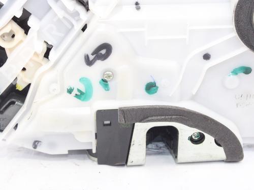 Front right lock TOYOTA COROLLA Hatchback (_E21_, _EA1_, _EH1_) 1.8 Hybrid (ZWE211) | BP15821733C97 