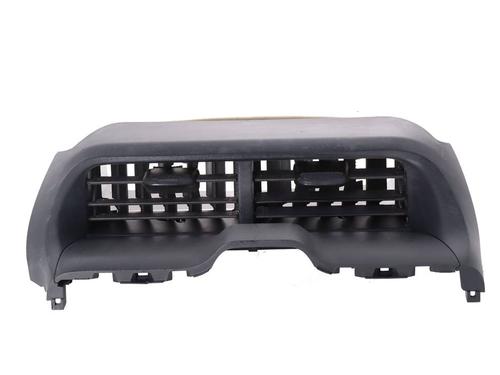 air-vent-toyota-yaris-_p21_-_pa1_-_ph1_-2020-39386090 main image