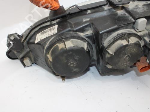 Right headlight RENAULT MEGANE I Classic (LA0/1_)  | BP15277259C29 