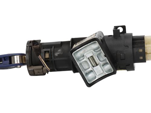 Used Ignition barrel FIAT STILO (192_) 1.9 D Multijet (150 hp) 30091459