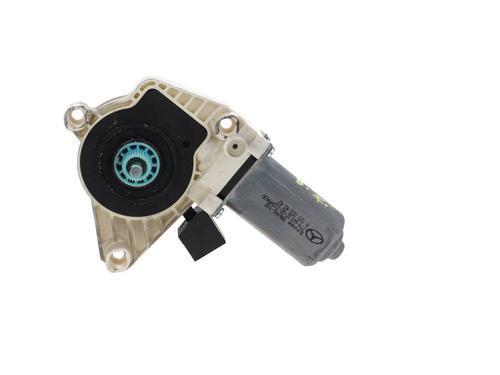 Used Left front window motor Left front window motor MERCEDES-BENZ A-CLASS (W169) A 180 CDI (169.007, 169.307) (109 hp) 39988773 39988773