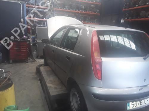 Right front steering knuckle FIAT PUNTO Hatchback Van (188_) 1.2 60 | BP20077037M26 