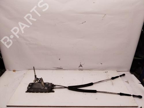 Used Gear lever VW GOLF V (1K1) [2003-2010]  28425480