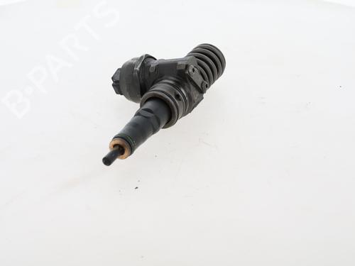 Injector VW CADDY III Box Body/MPV (2KA, 2KH, 2CA, 2CH)  | BP29610795M100 