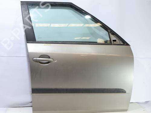 Used Right front door Right front door 37177489 37177489