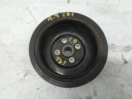 Used Pulley AUDI A3 (8V1, 8VK) 2.0 TDI (110 hp) 18487908