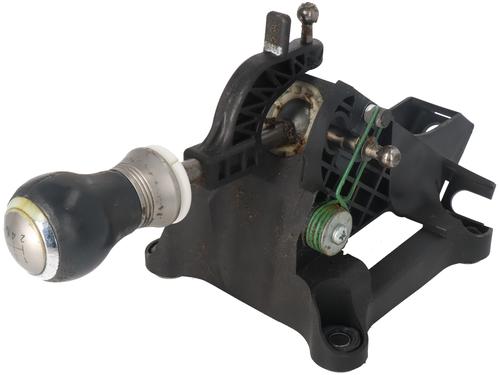 Gearknop Gearknop TOYOTA AURIS (_E15_) 1.4 D-4D (NDE150_, NDE150R) (90 hp) 37012986 37012986