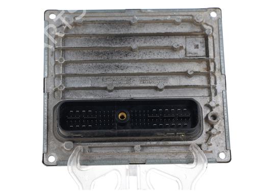 Centralita motor FORD FOCUS II Saloon (DB_, FCH, DH) [2005-2025]  30810271