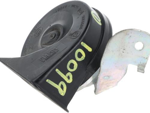 Horn VOLVO V40 Hatchback (525) D3 | BP29905945E13