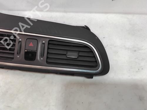 Air vent RENAULT KADJAR (HA_, HL_) 1.6 dCi 130 (HLA4) | BP27674015I21