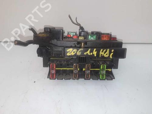 Fuse box PEUGEOT 307 (3A/C)  | BP8563209E1 