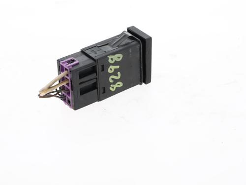 Commutateur VW PASSAT B5.5 (3B3)  | BP29962774I30 