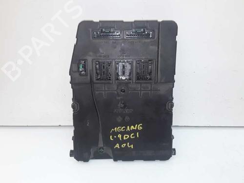 Used Fuse box RENAULT MEGANE II (BM0/1_, CM0/1_) [2001-2012]  8574375