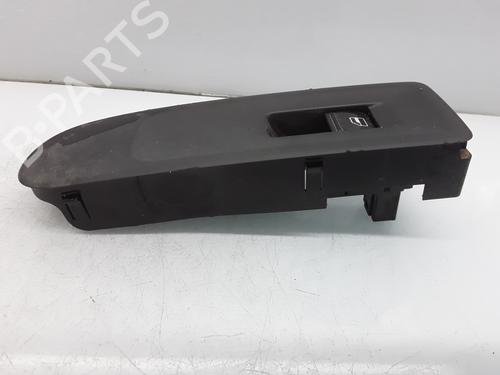 Used Right front window switch VW GOLF VI (5K1) [2008-2014]  9973464