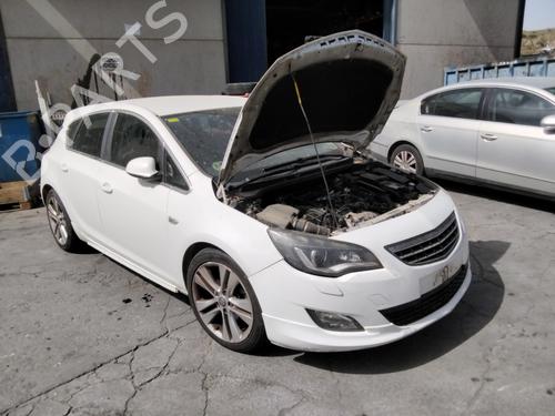 Brugte OPEL ASTRA J Sports Tourer (P10) 2.0 CDTI (35) 4820083