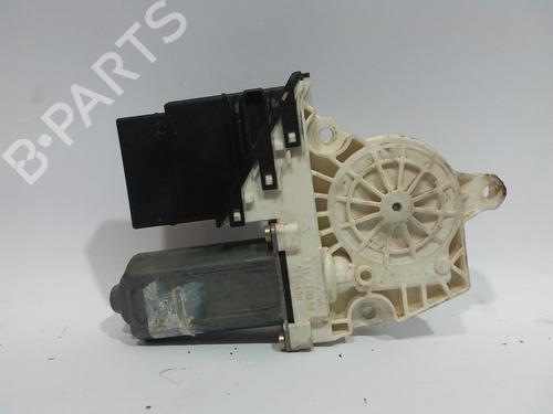 Used Right rear window motor SEAT LEON (1M1) [1999-2006]  10962671