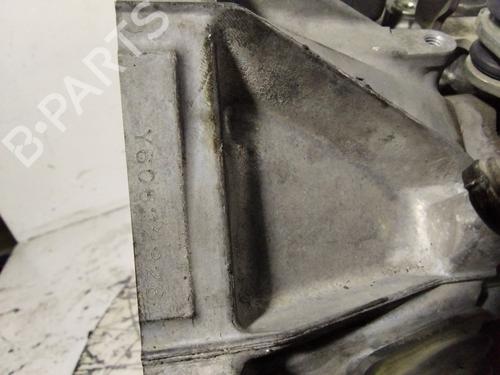 Gearbox TOYOTA YARIS (_P9_) | BP31605037M3