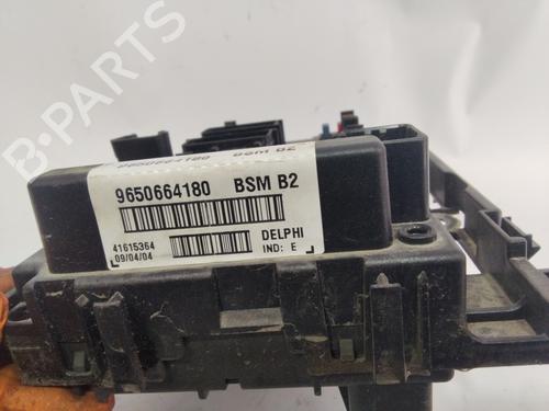 Fuse box PEUGEOT 307 (3A/C)  | BP23332357E1 