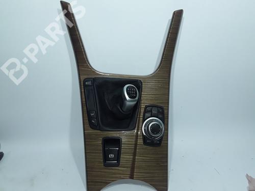 Used Switch Switch BMW X3 (F25) sDrive 18 d (143 hp) 10961258 10961258