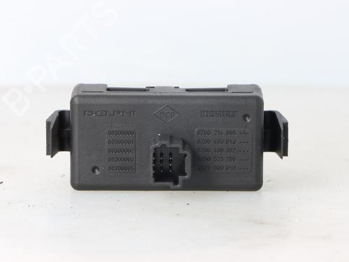 Warning switch RENAULT SCÉNIC III (JZ0/1_) | BP32335918I22