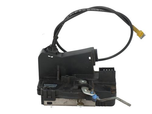 Used Front left lock OPEL VIVARO A Bus (X83) [2001-2015]  31694651