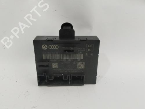 Used Comfort control module AUDI A1 (8X1, 8XK) 1.6 TDI (115 hp) 27371178